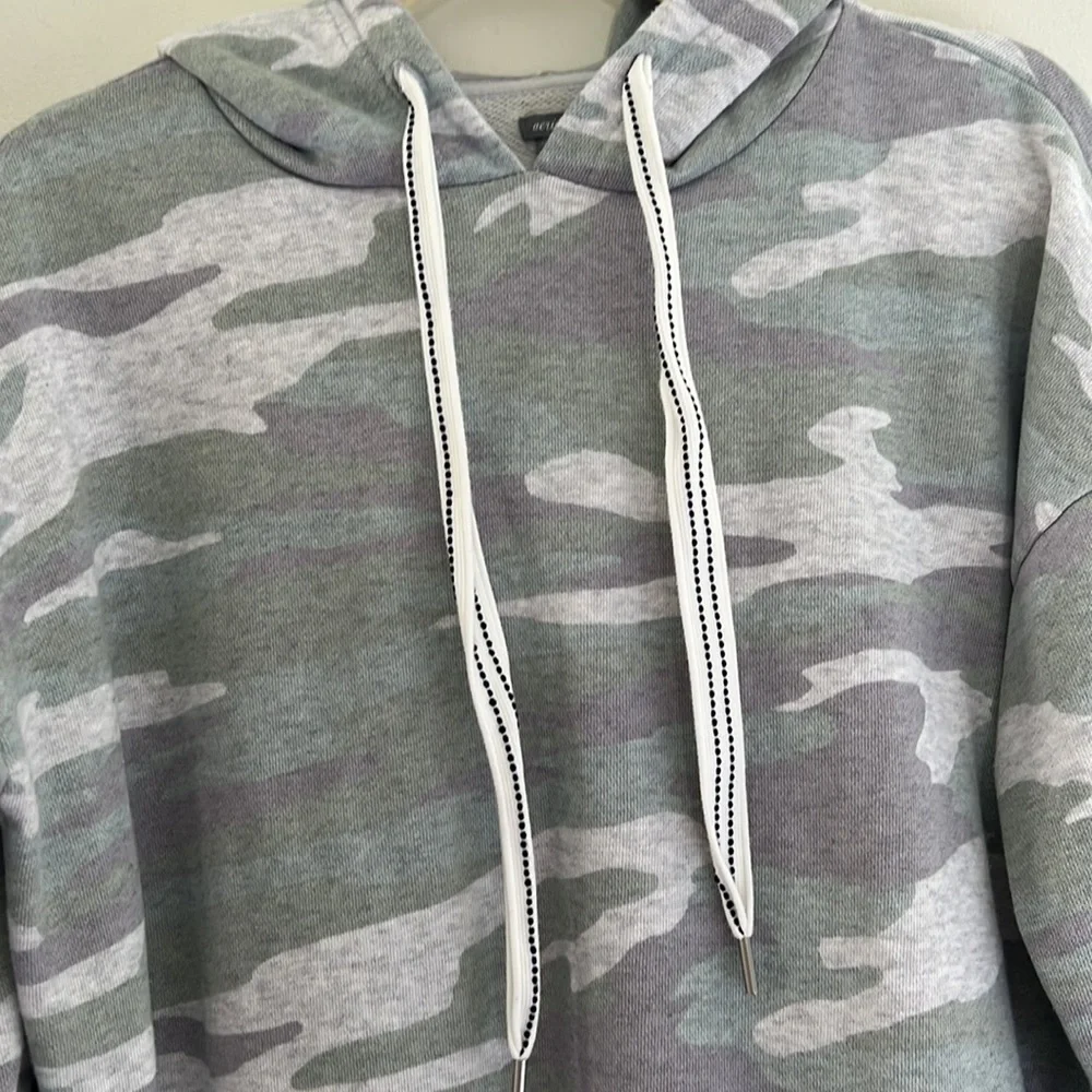 Aerie Hoodie - Picture 3 of 4